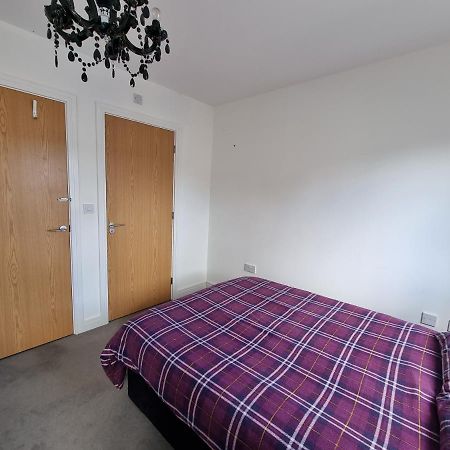 King En-Suite Close To The A30 Camborne Exterior photo